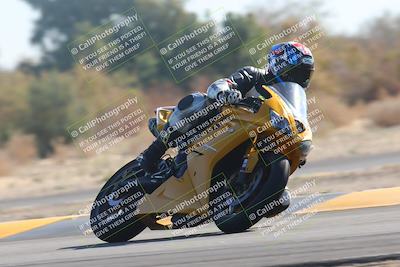 media/Feb-05-2023-SoCal Trackdays (Sun) [[b2340e6653]]/Turn 7 (940am)/